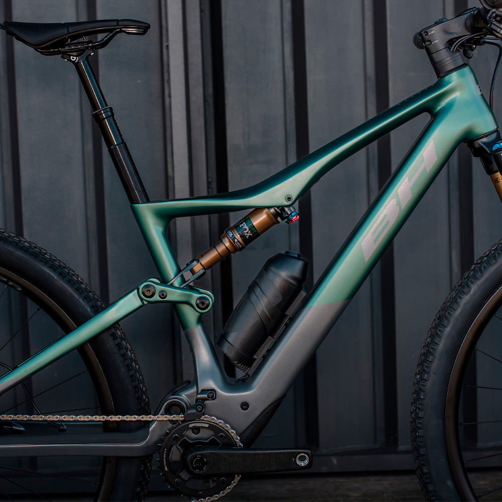 Bicicleta E-Bike BH Ilynx Race Carbon 7.7 2Exmag Gen2 - 540Wh