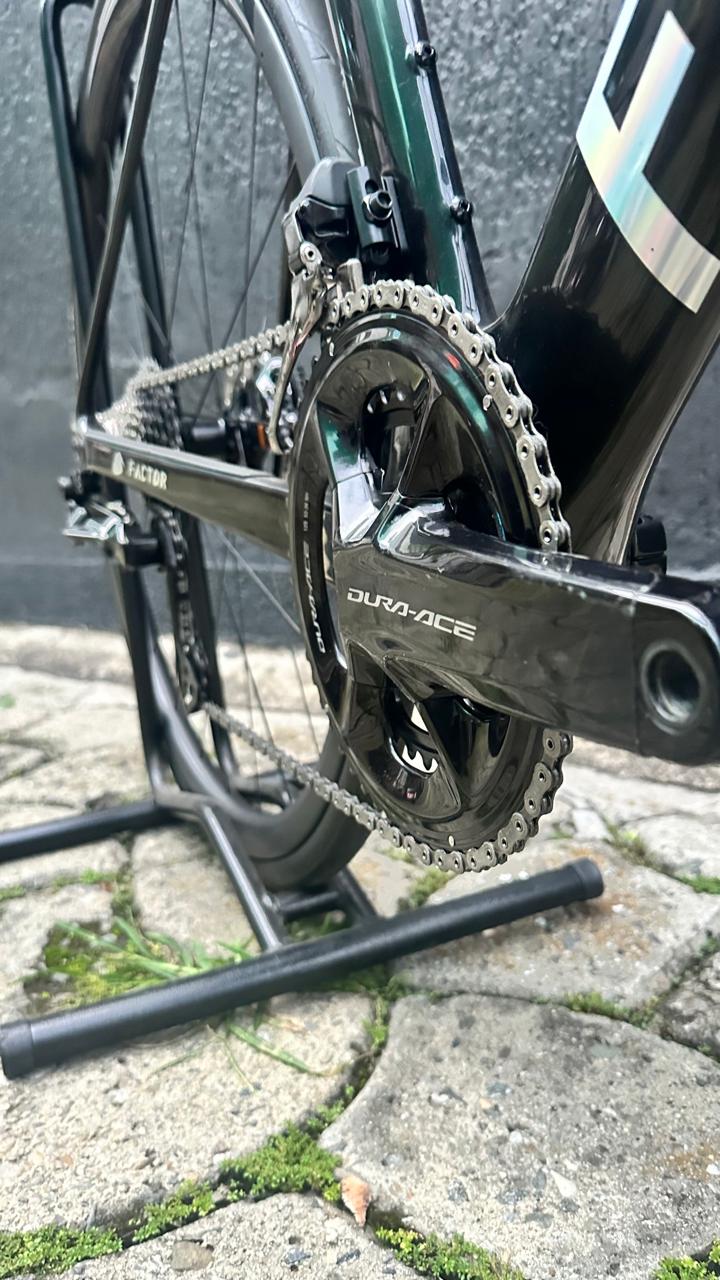 Bicicleta Demo Factor Ostro 1,0