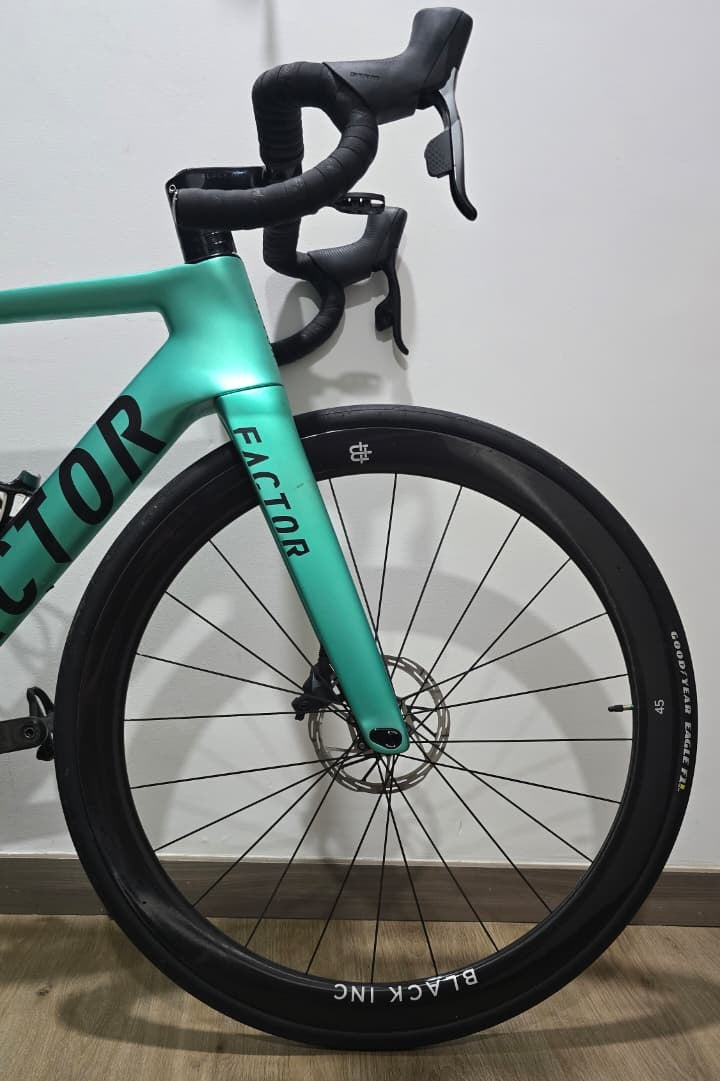 Bicicleta Demo Factor Monza