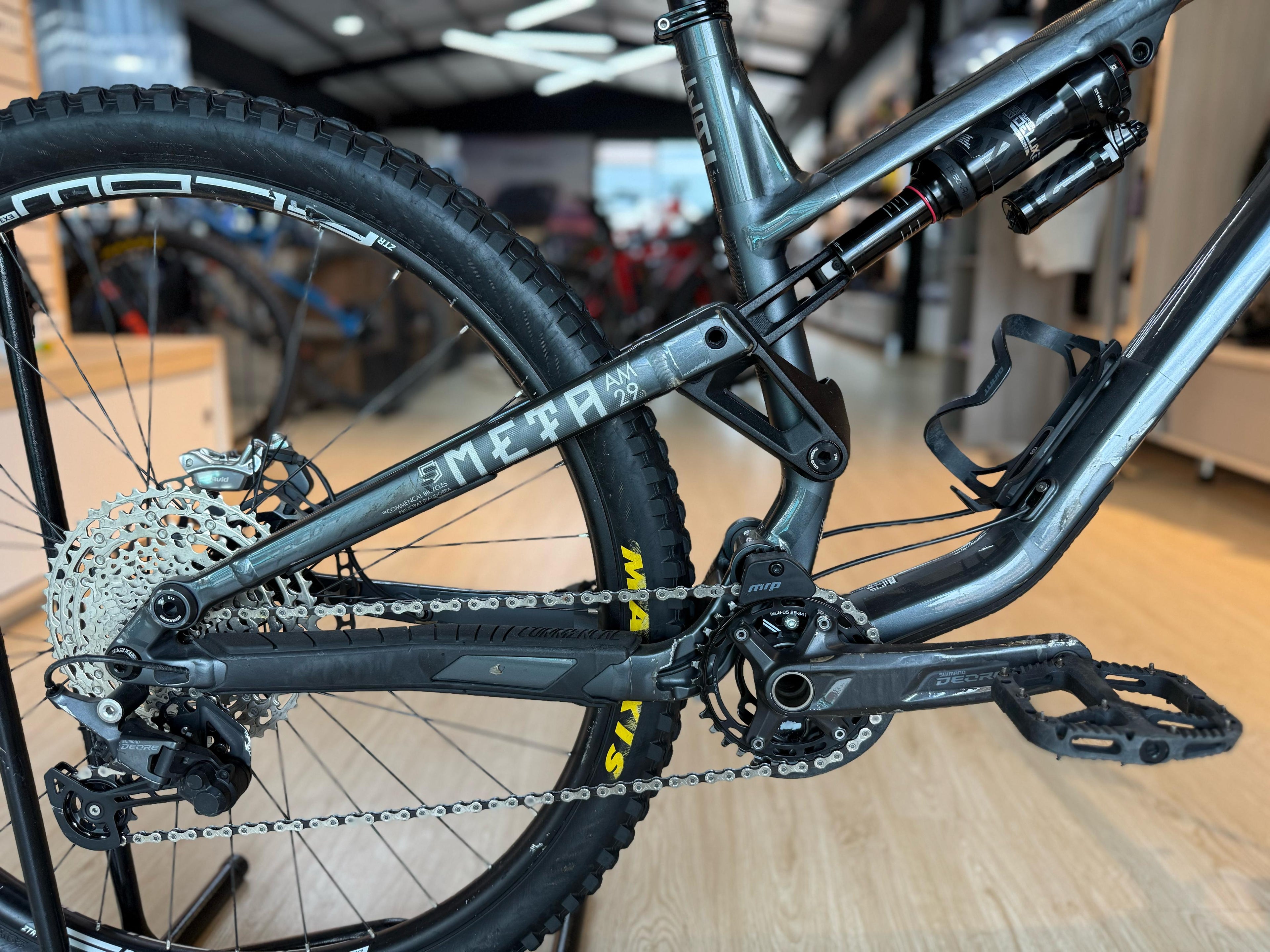 Bicicleta usada Commecal Meta AM29