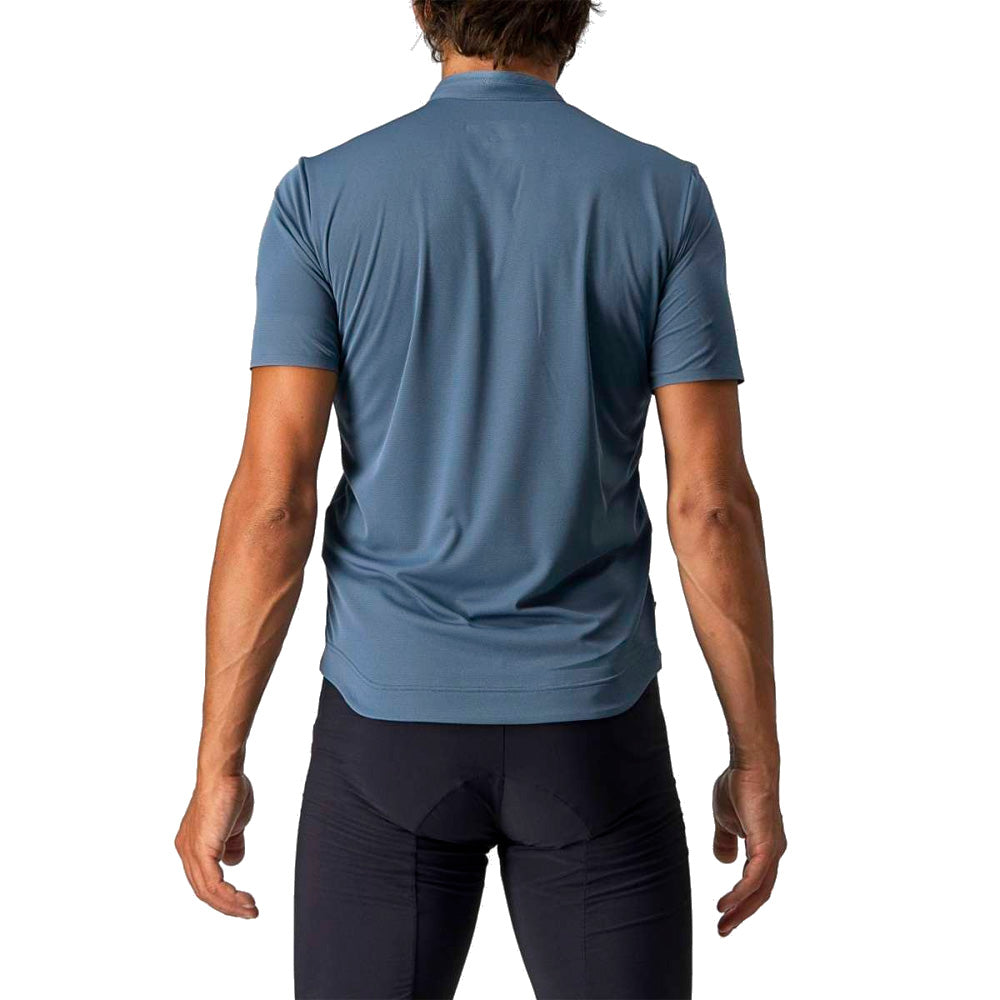 Camiseta Castelli Polo 2 azul acero claro, vista posterior puesta