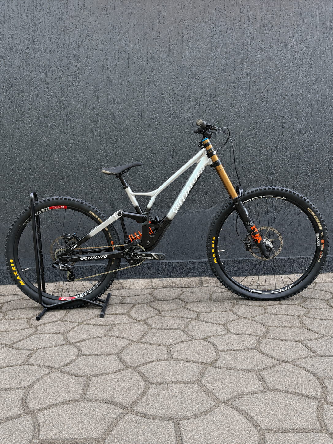 Bicicleta Demo Specialized Experts DH