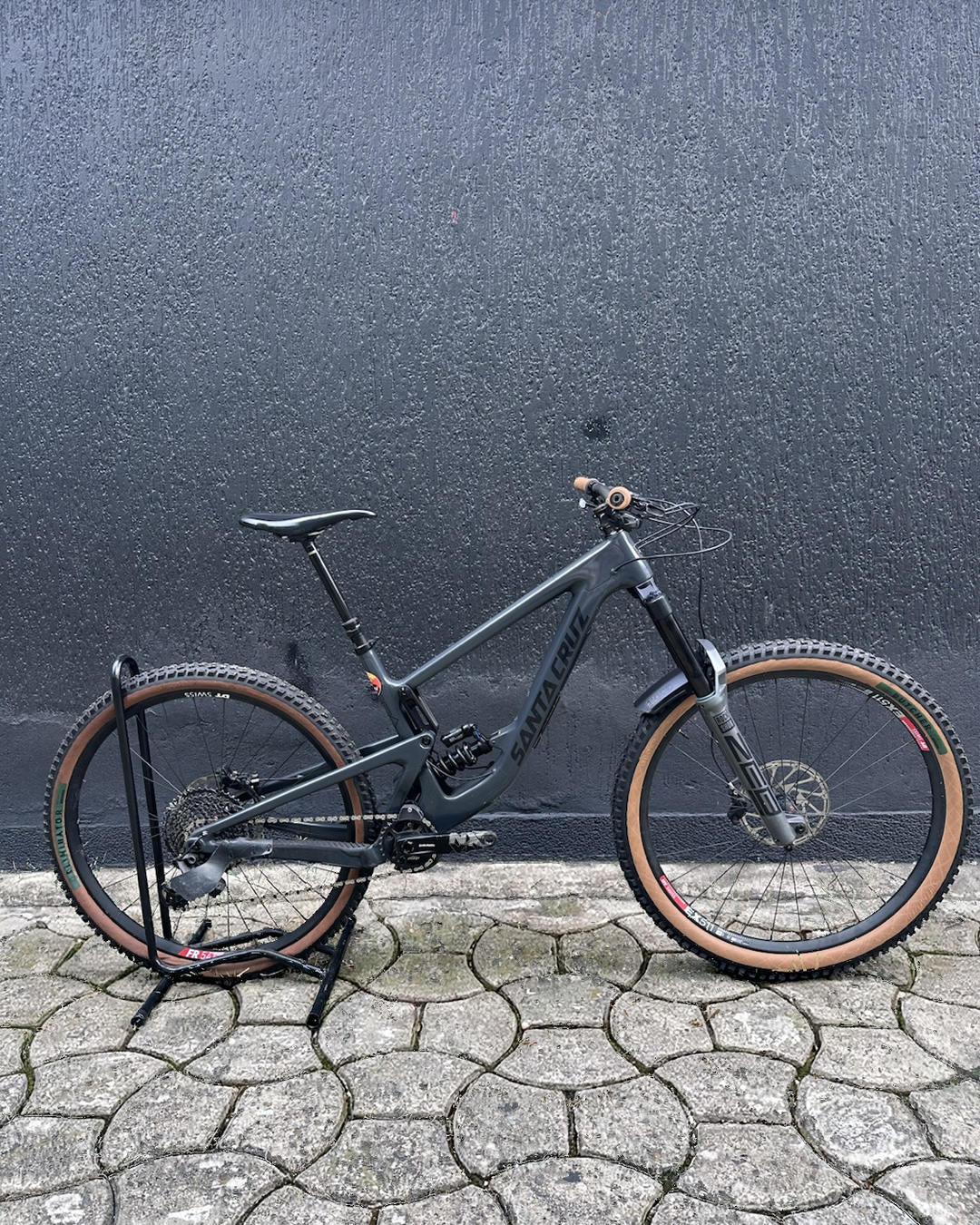 Bicicleta usada Santa Cruz Megatower