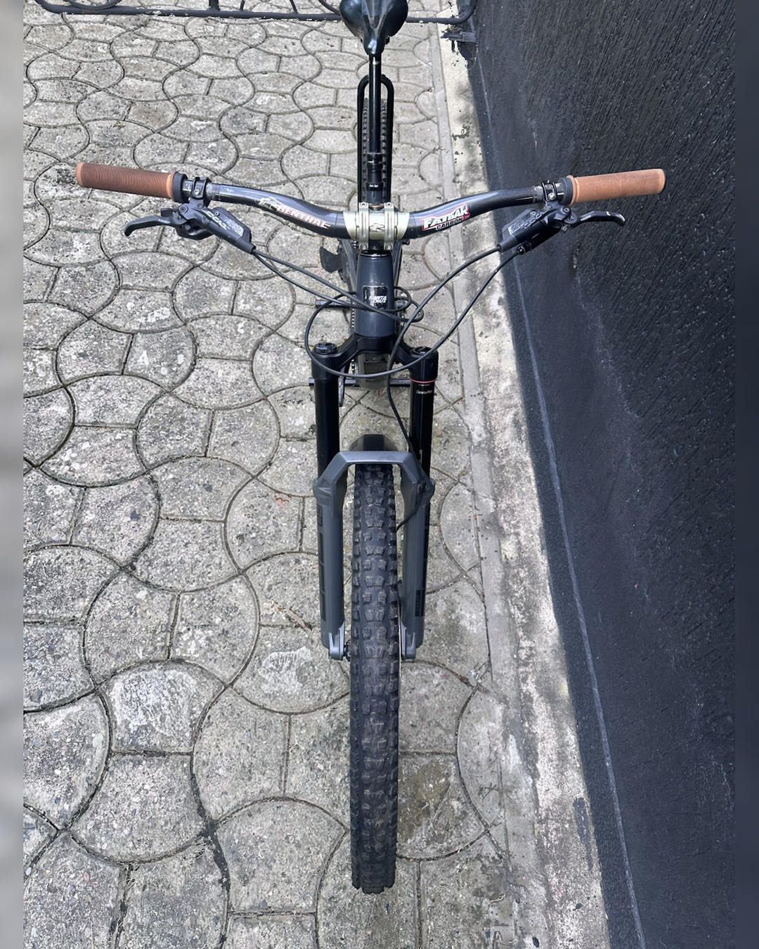 Bicicleta usada Santa Cruz Megatower