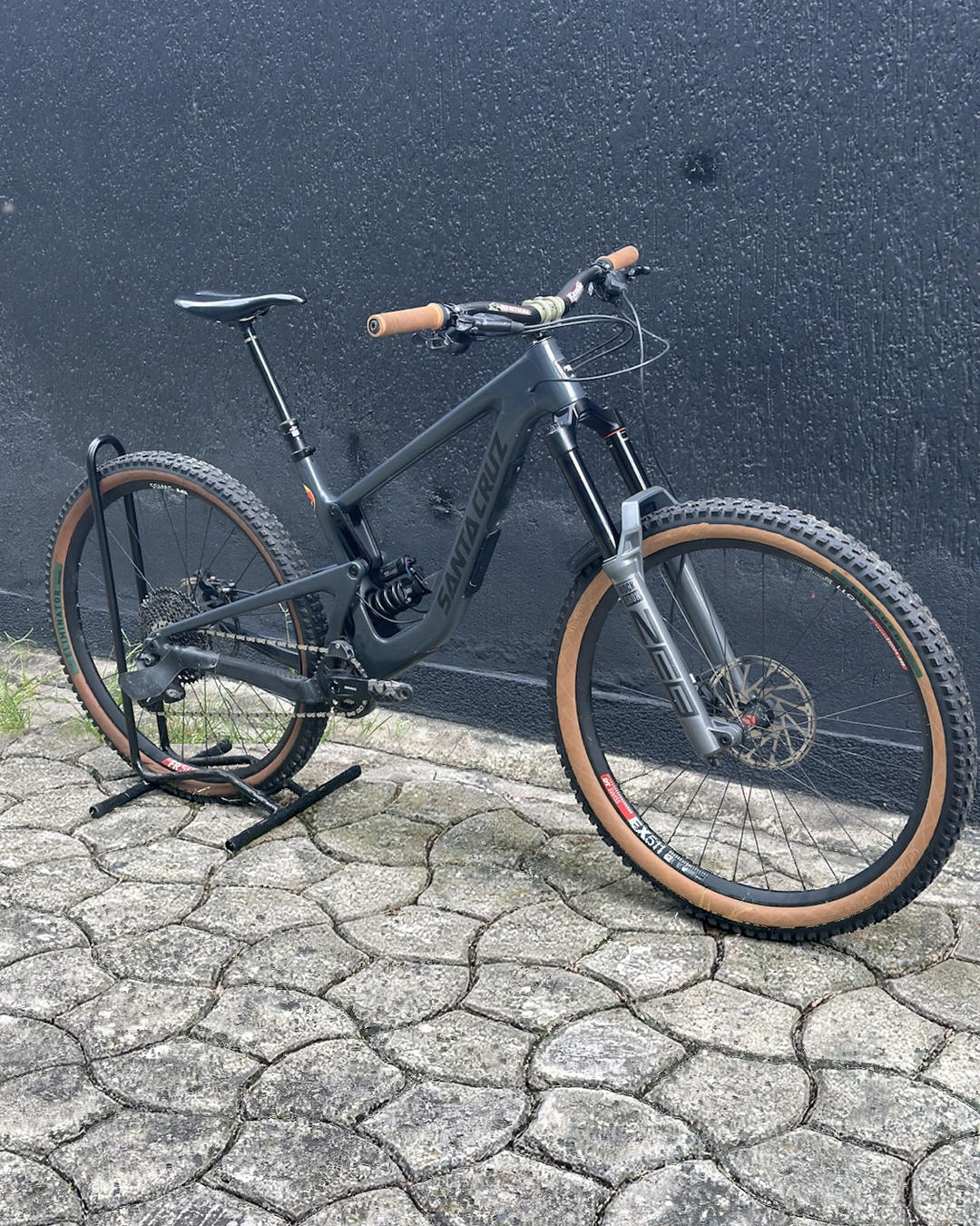 Bicicleta usada Santa Cruz Megatower