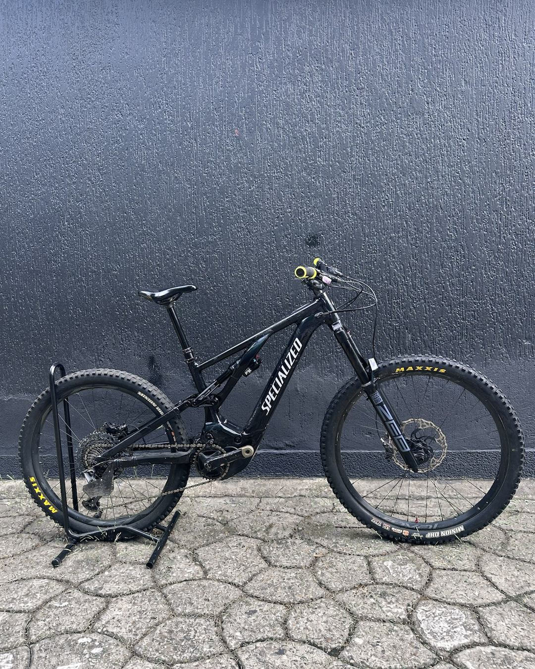 Bicicleta ebike usada Turbo Levo Al