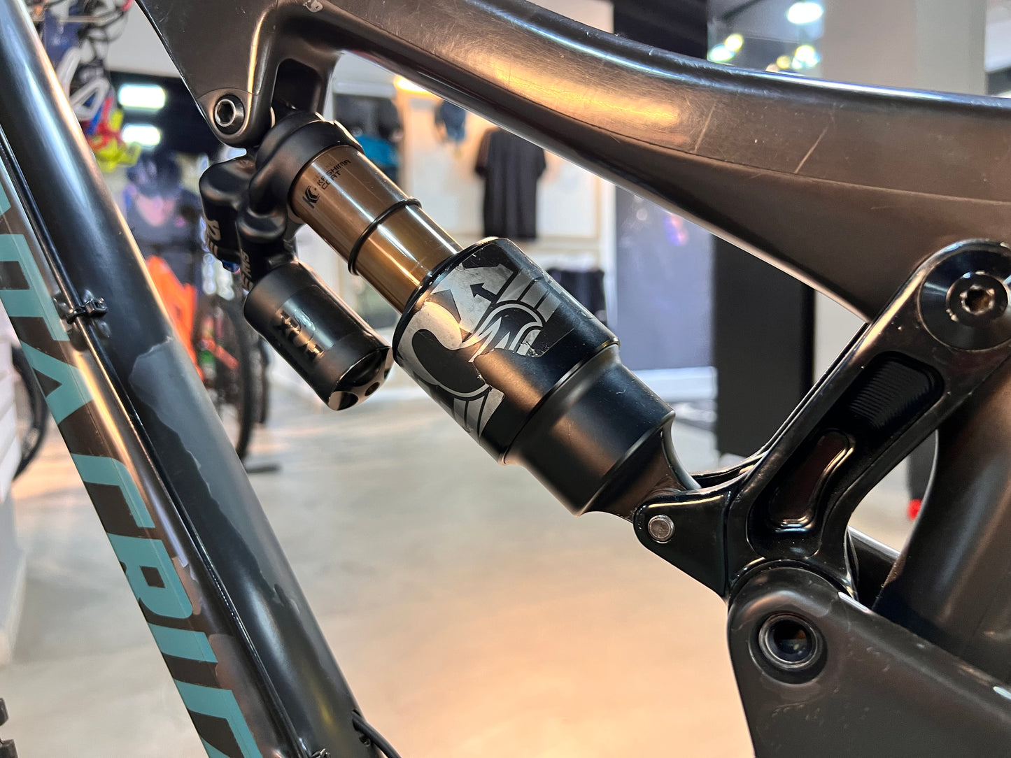 Bicicleta Usada Santa Cruz Bronson C kit s