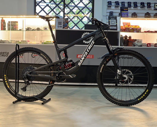 Bicicleta Usada Santa Cruz Nomad V4 CC