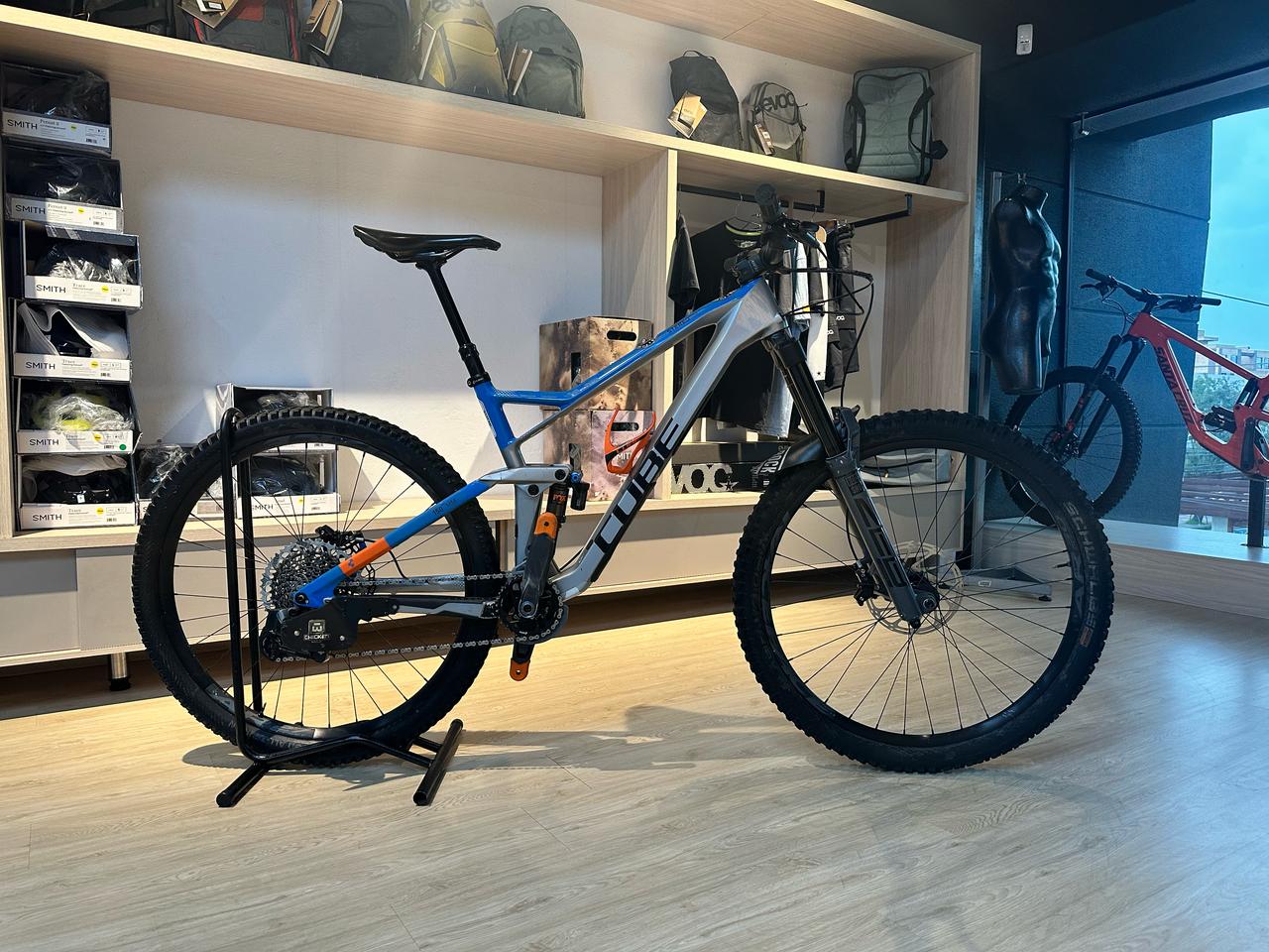 Bicicleta usada Cube Stereo 150 Axion Team