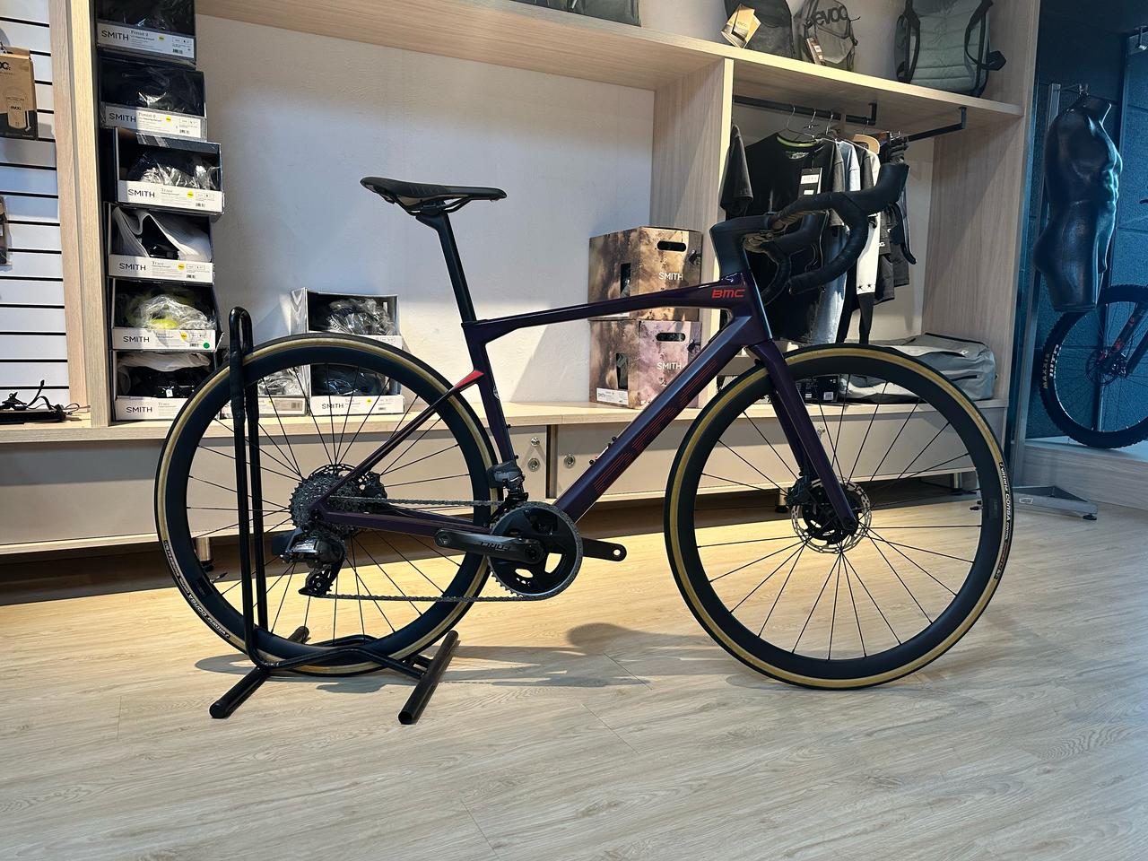 Bicicleta Usada BMC Roadmachine 01 FOUR