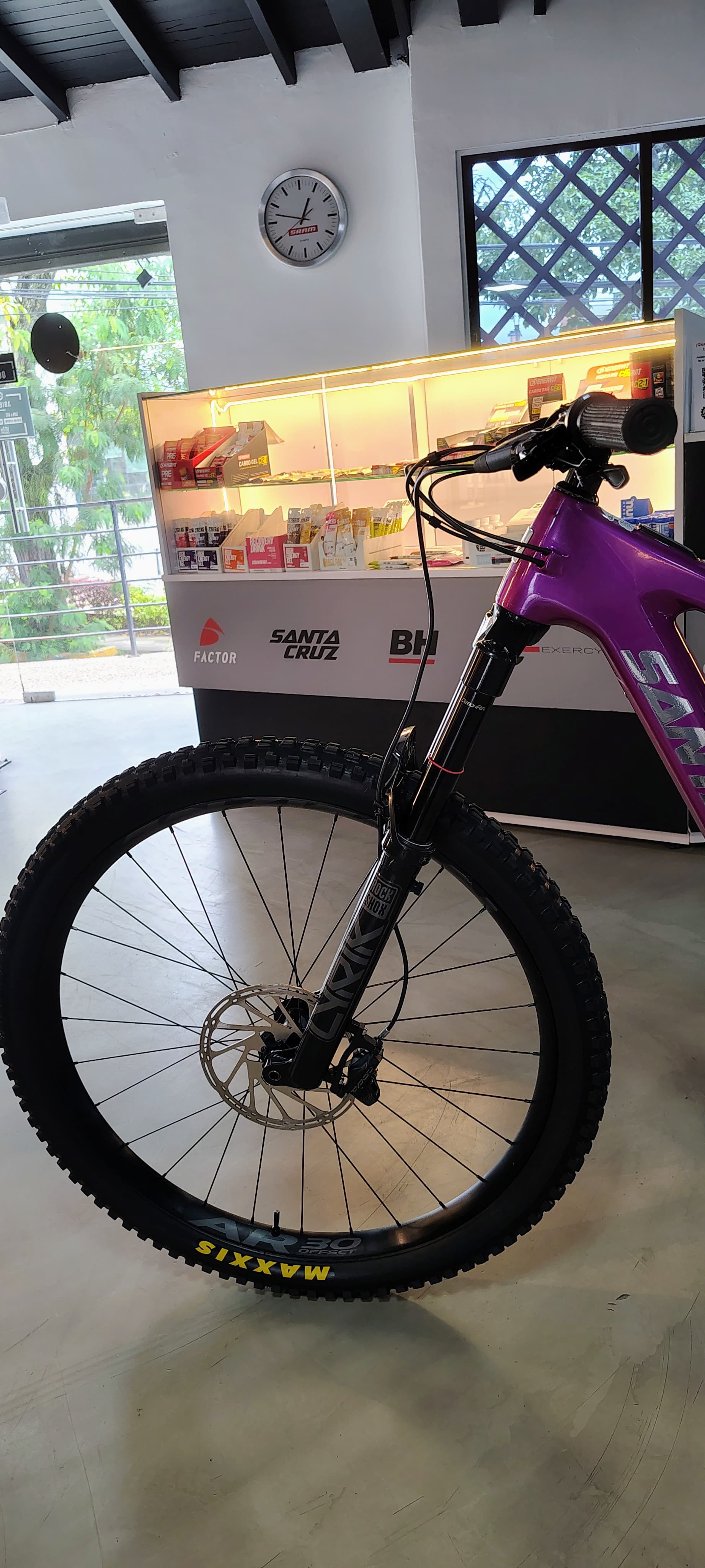 Bicicleta Usada Santa Cruz Heckler SL