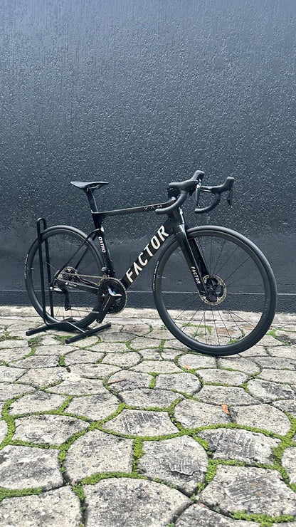 Bicicleta Demo Factor Ostro 1,0