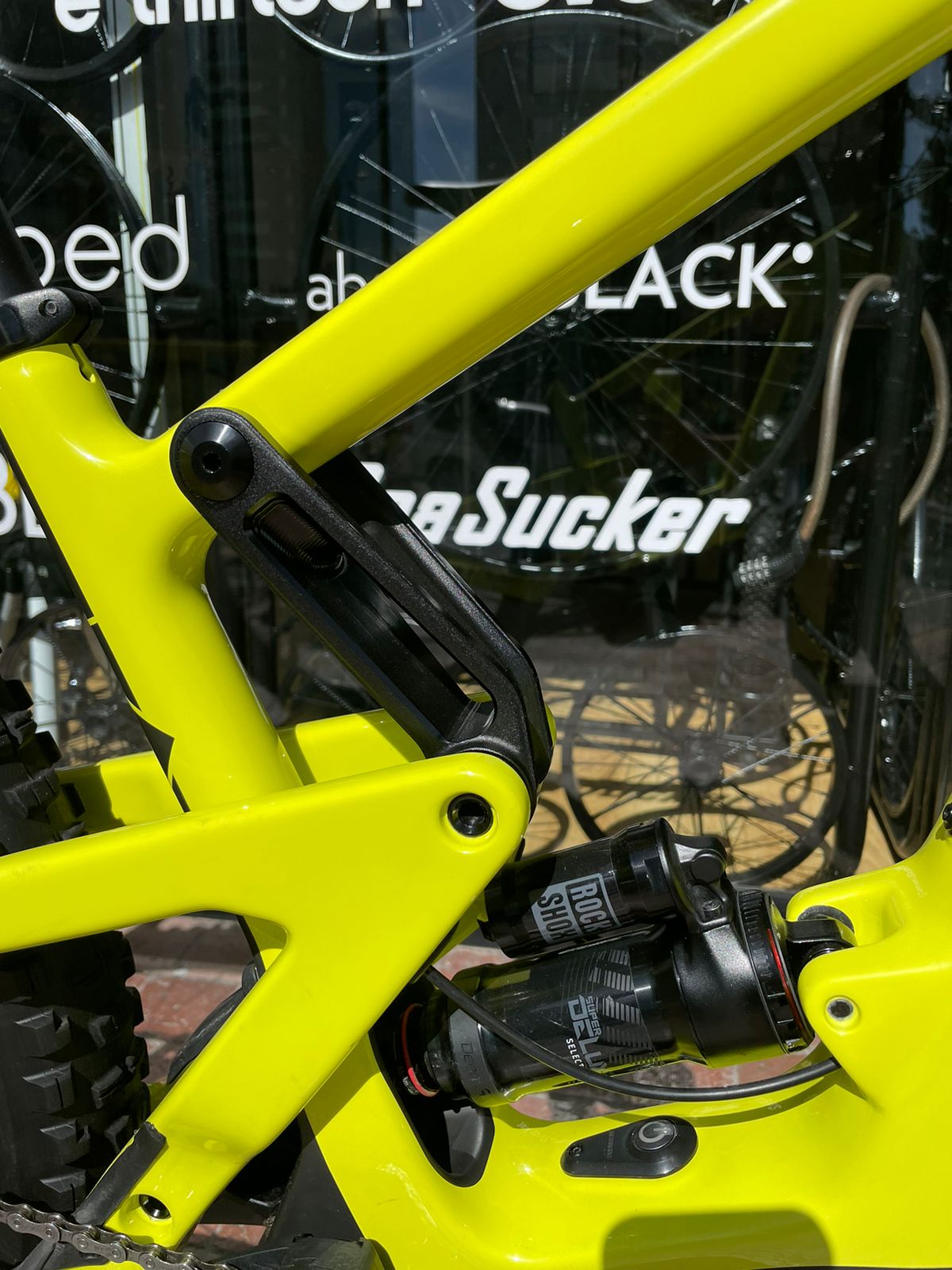 Bicicleta Usada Santa Cruz Heckler 8 CC NX
