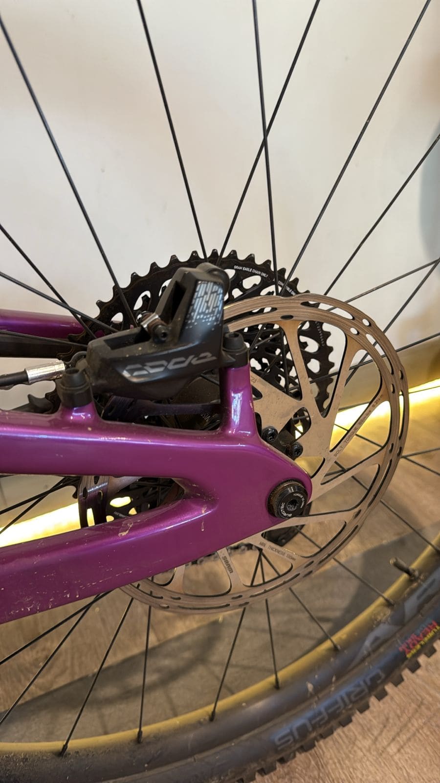 Bicicleta Demo Santa Cruz Heckler SL