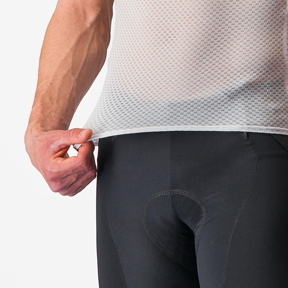 Base Layer Castelli Pro Issue SS blanco, detalle de tejido y dobladillo de cintura