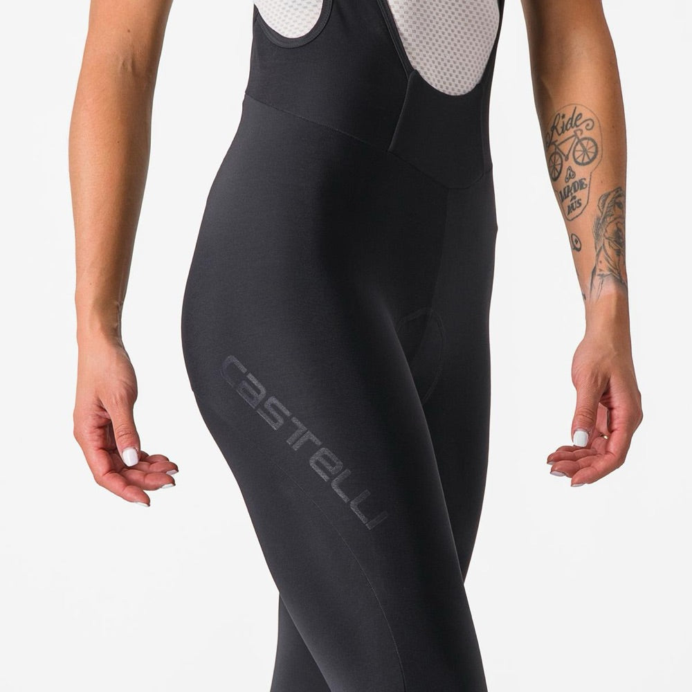 Culotte largo Castelli Tutto Nano W negro, detalle frontal del ajuste y logotipo