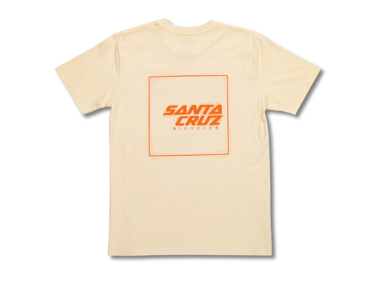 Camiseta Santa Cruz Blur Squared Tee Butter Yellow vista posterior con gráfico naranja.
