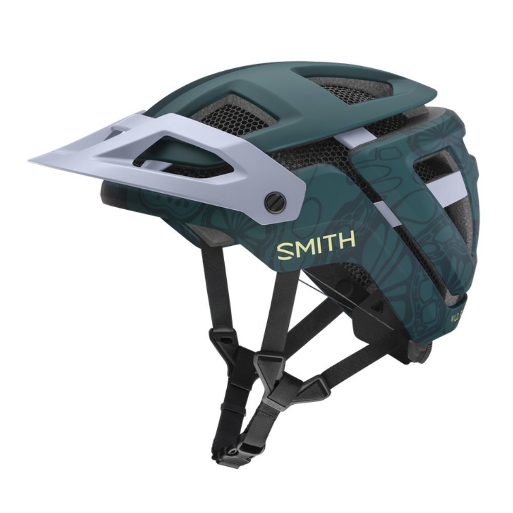 Casco Smith Forefront 3 edición Smith x Wild Rye con Mips, Koroyd y visera blanca, vista lateral sobre fondo blanco