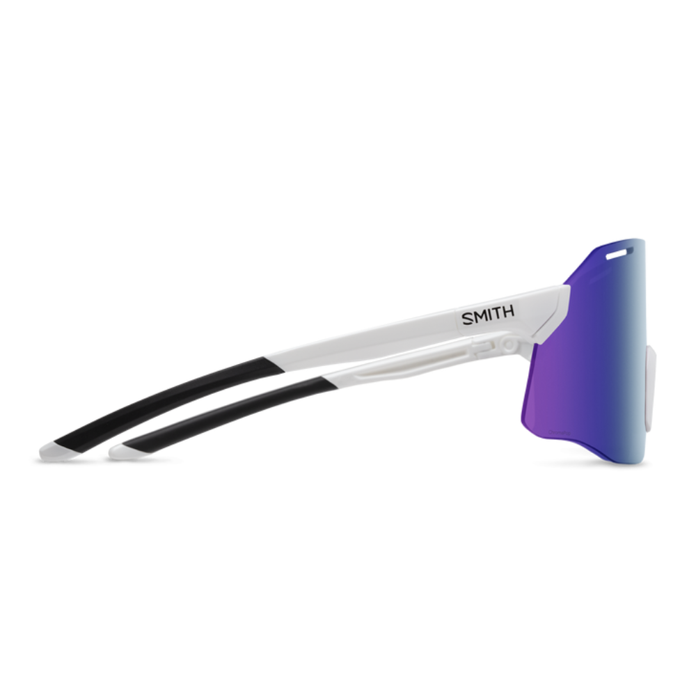 Gafas Smith Vert Running blancas con lente violeta espejo ChromaPop, vista lateral sobre fondo blanco