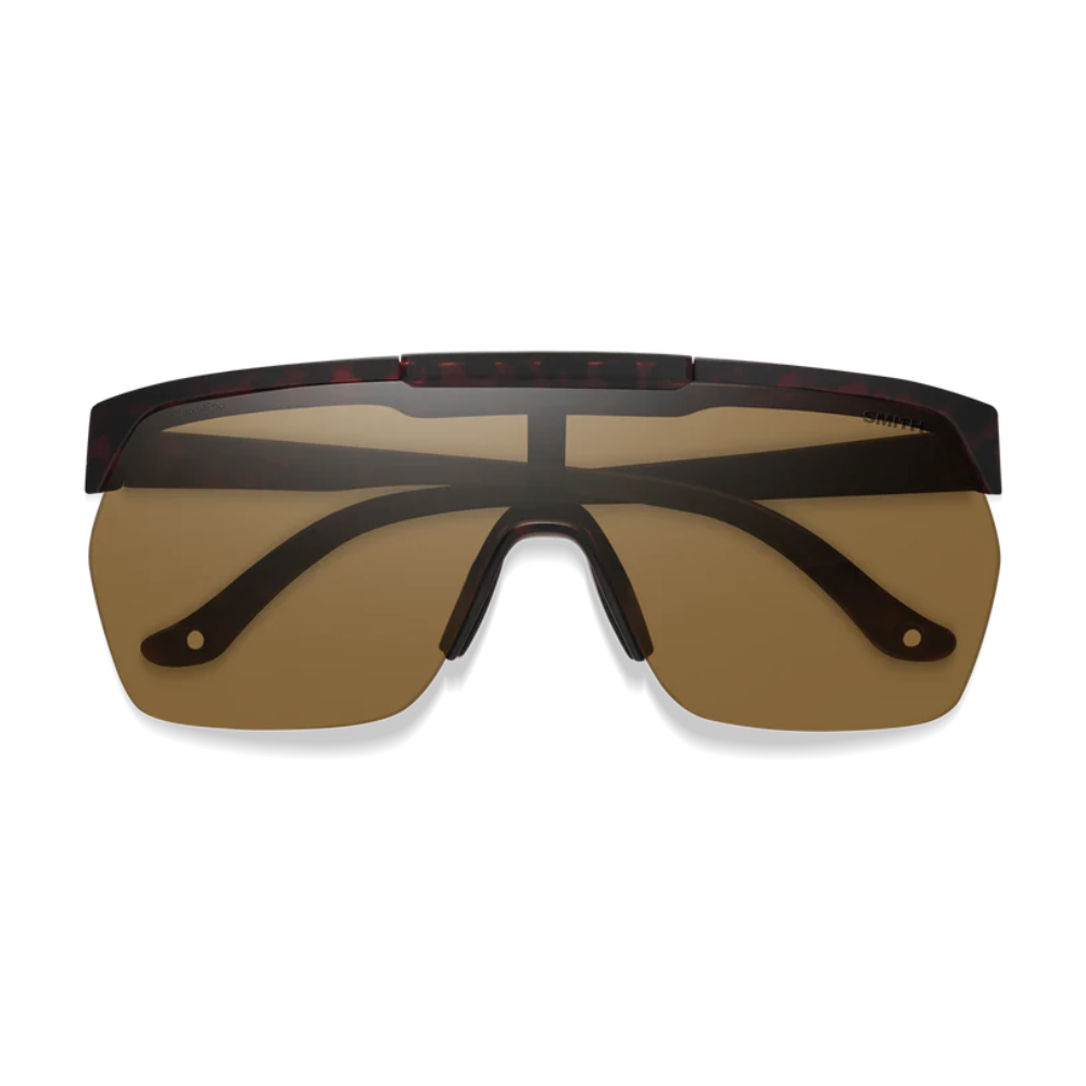 Gafas Smith XC con lente marrón ChromaPop, vista posterior del puente y las patillas sobre fondo blanco