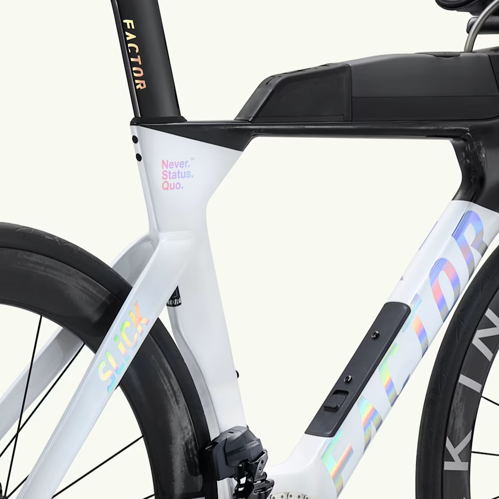 Bicicleta Factor Slick - Shadow White