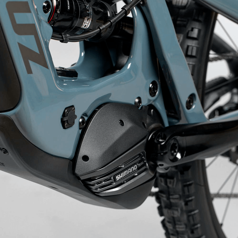 Detalle del motor Shimano de la bicicleta Santa Cruz Heckler CC Kit GX AXS.